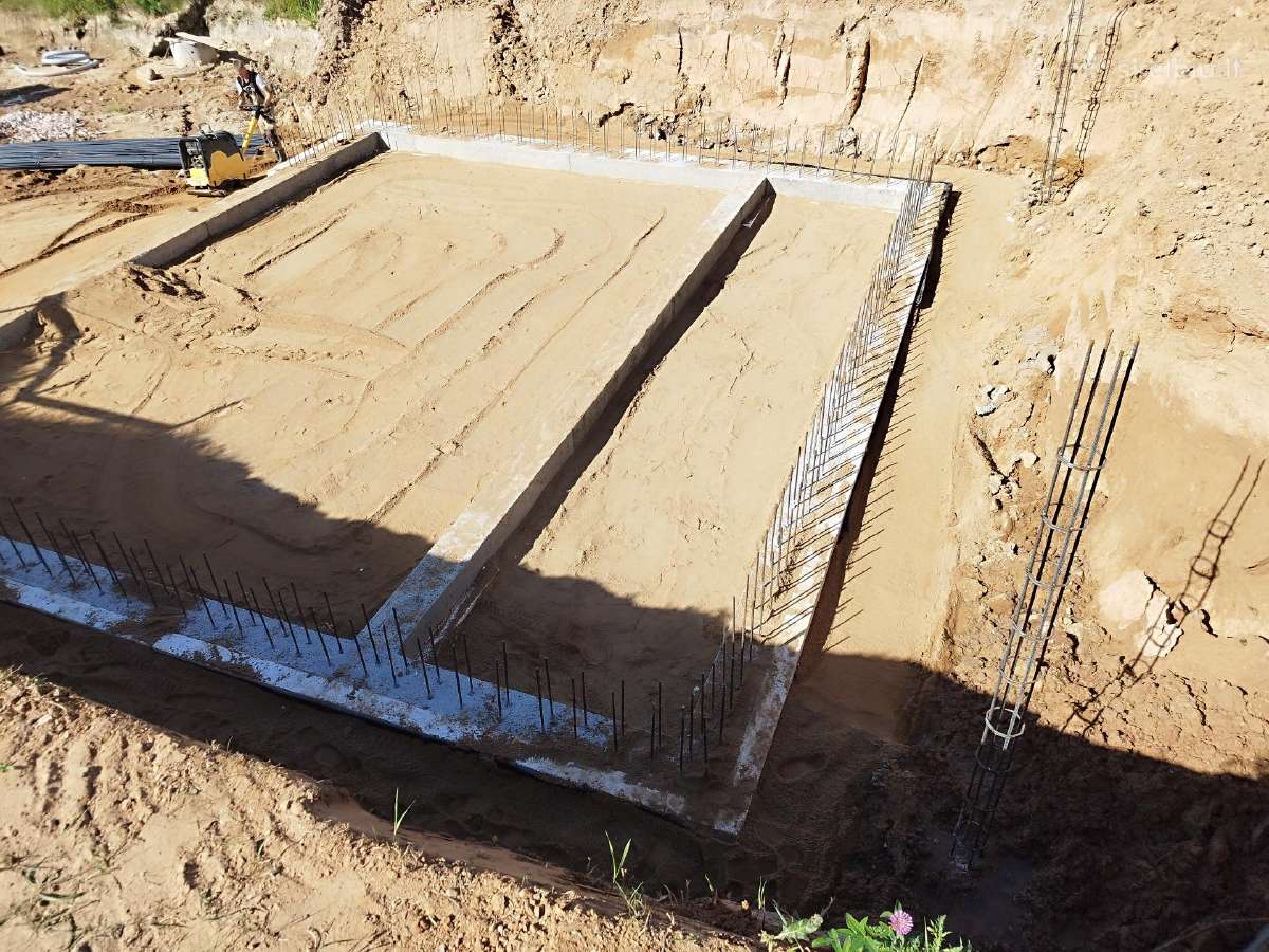 Atraminių sienučių, Tvoros rostverkų betonavimas. - nuotraukos Nr. 14