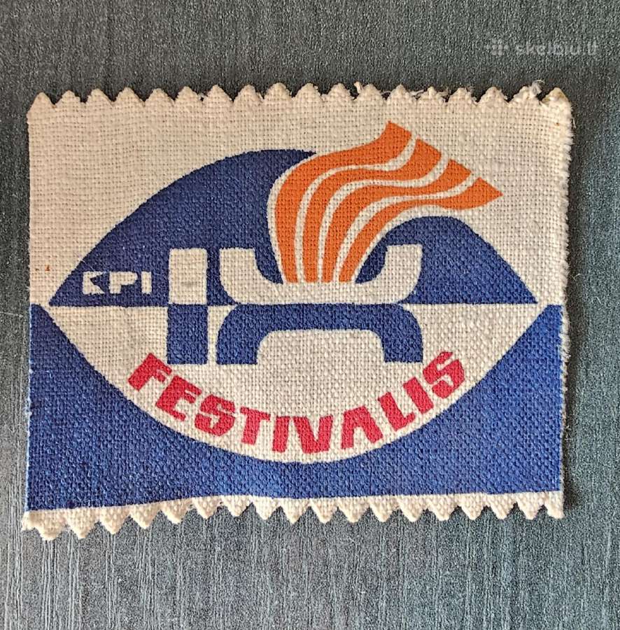 Naujas, nebuvo naudotas antsiūvas.