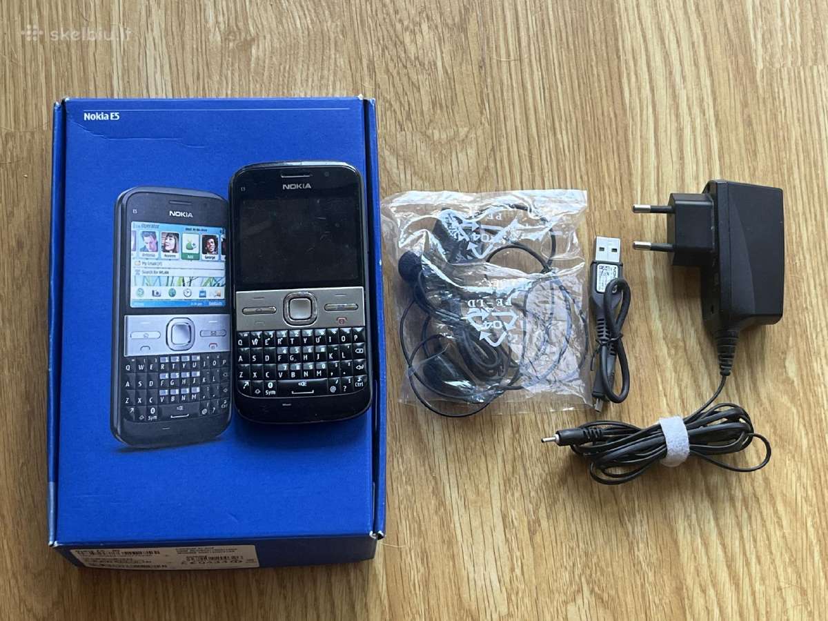 Nokia E5 telefonas qwerty + komplektas