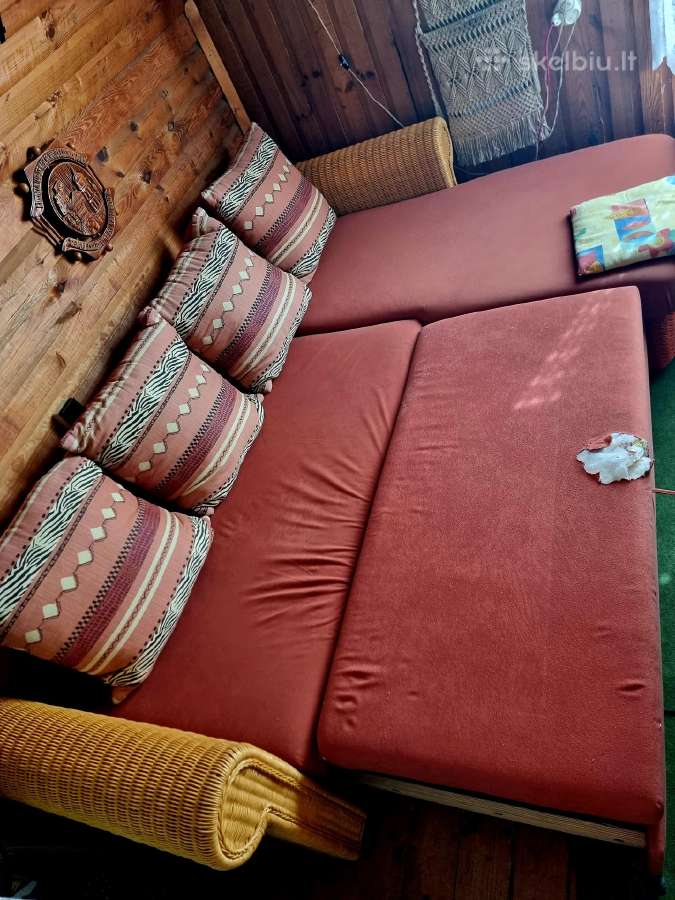 Kampinė miegama sofa su pintais porankiais - nuotraukos Nr. 4