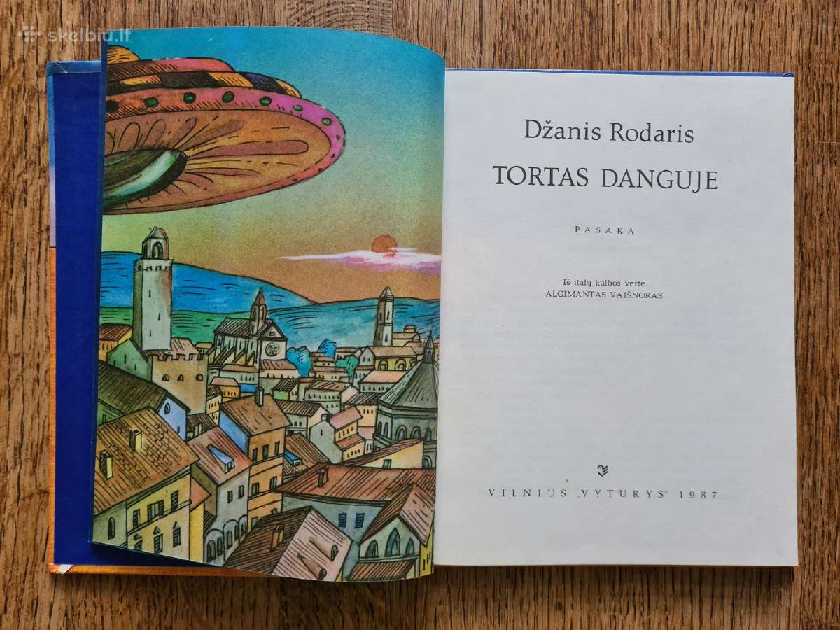 Tortas danguje - nuotraukos Nr. 2