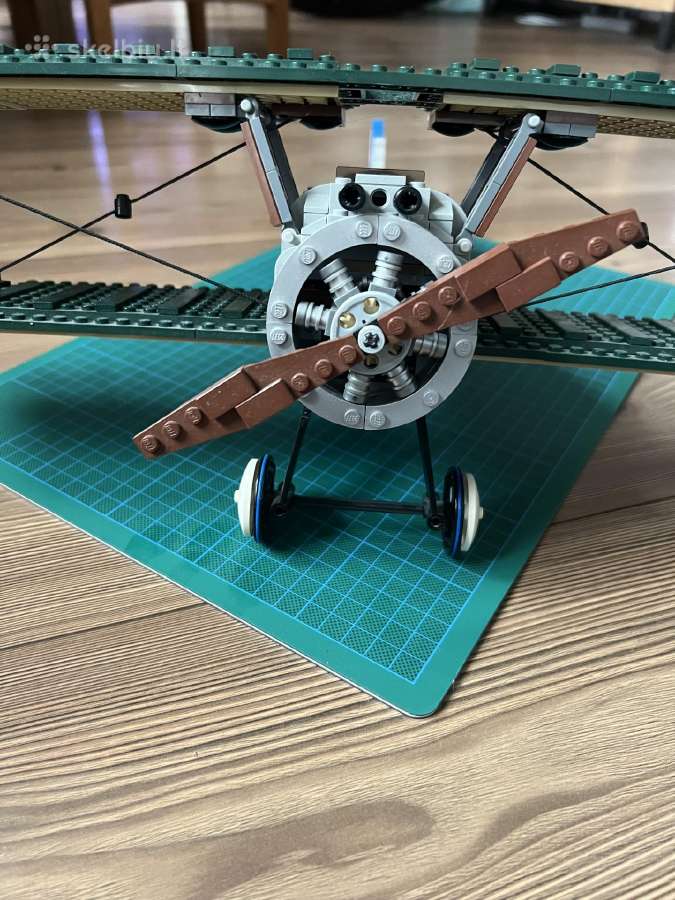 Lego lėktuvas Sopwith Camel