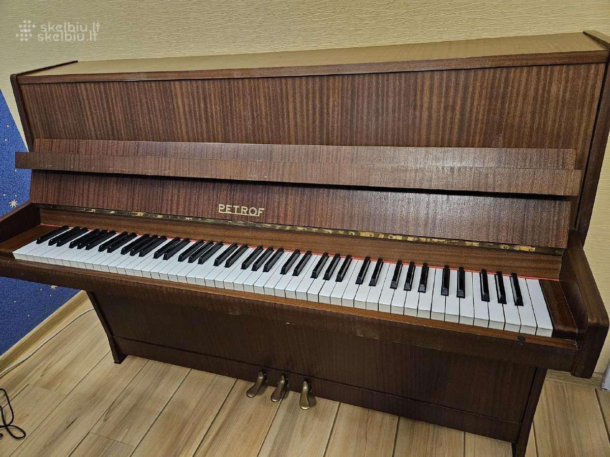 Pianinas Petrof - nuotraukos Nr. 2