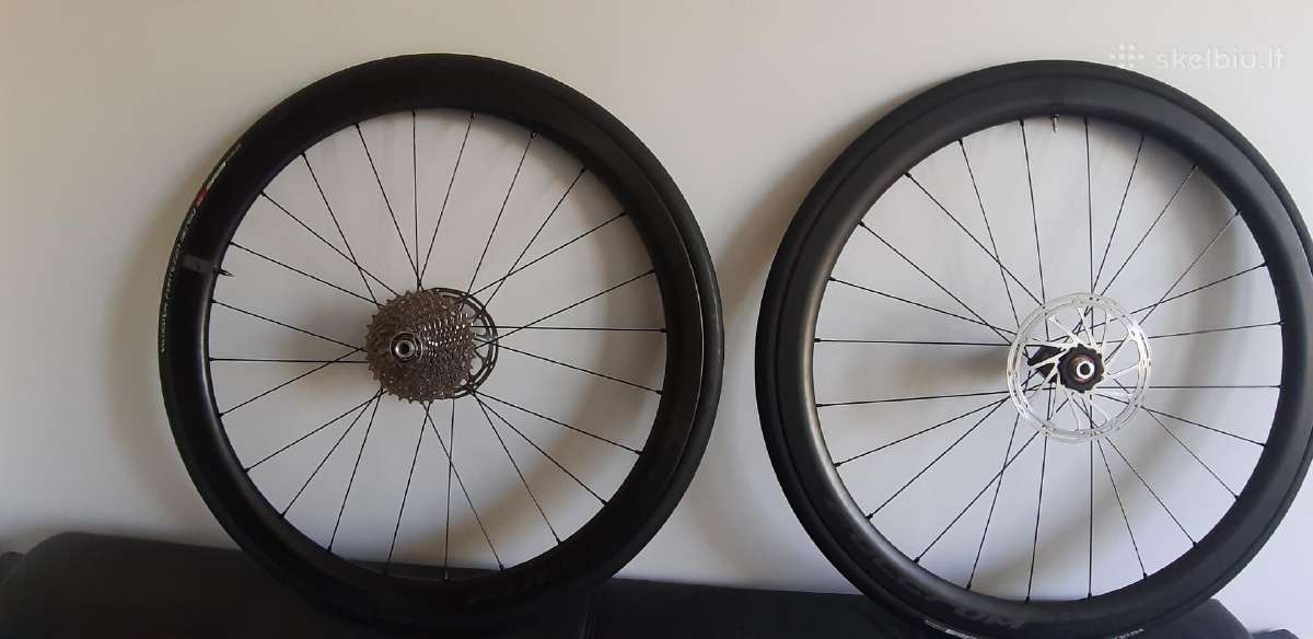 Anglies pluosto ratai carbon wheelset Fulcrum