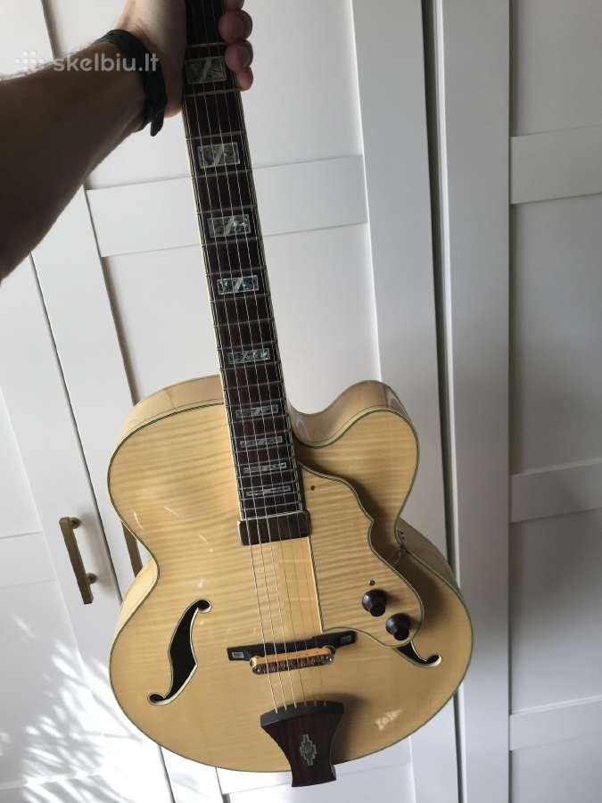 Ibanez Artcore Series Semi-acoustic gitara