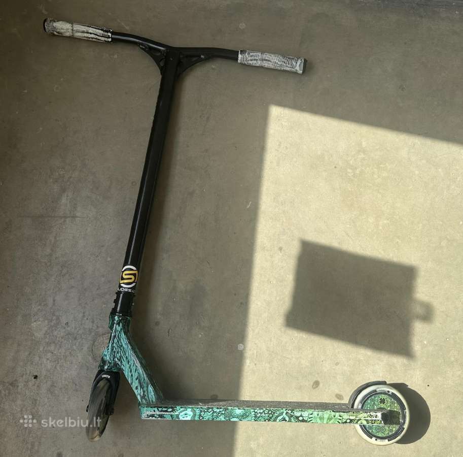Lucky Prospect 2022 Pro Scooter (Recoil)