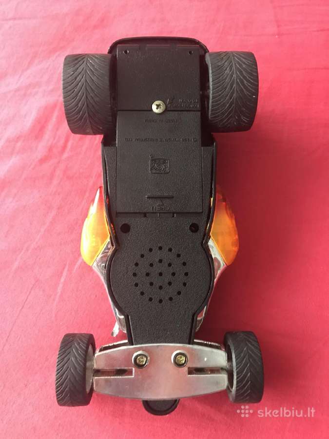 Vintažinė Plymouth Prowler mašina - nuotraukos Nr. 3