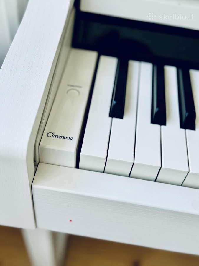 Pianinas Yamaha ir kėdutė - nuotraukos Nr. 4