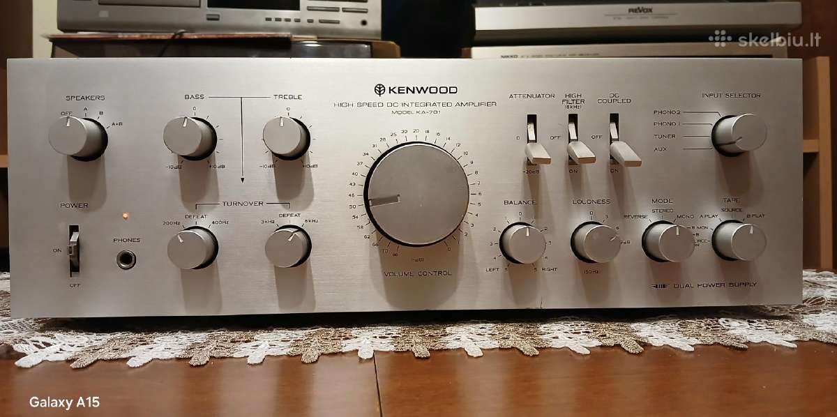 1980 - jų japonas Kenwood Ka- 701