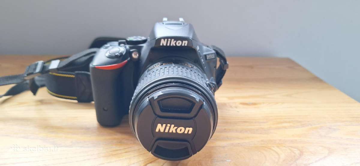 Nikon D5500 18-55