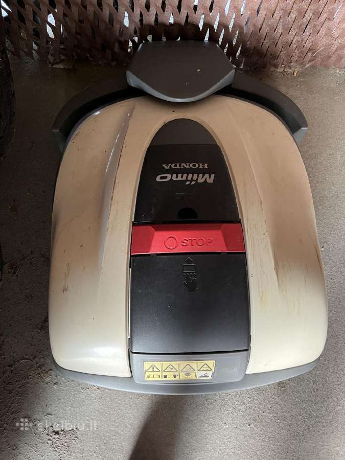 Žolės pjovimo robotas Honda Mimo Hrm520