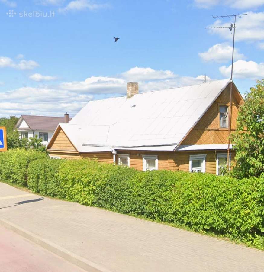 Parduodama namo dalis