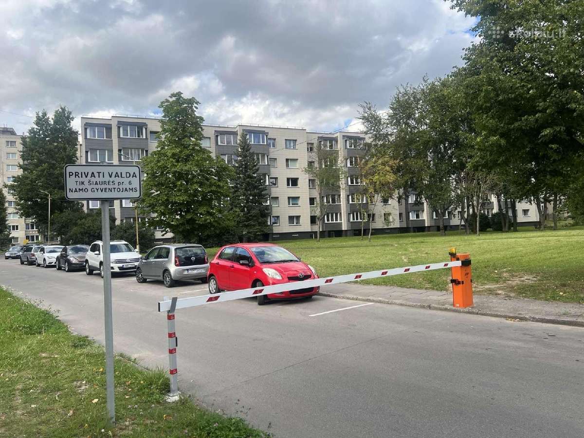 Nuomojamas 2 kambarių butas Eigulių mikrorajone - nuotraukos Nr. 2