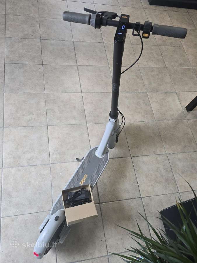 Ninebot Max G30le Elektrinis paspirtukas Naudotas - nuotraukos Nr. 2