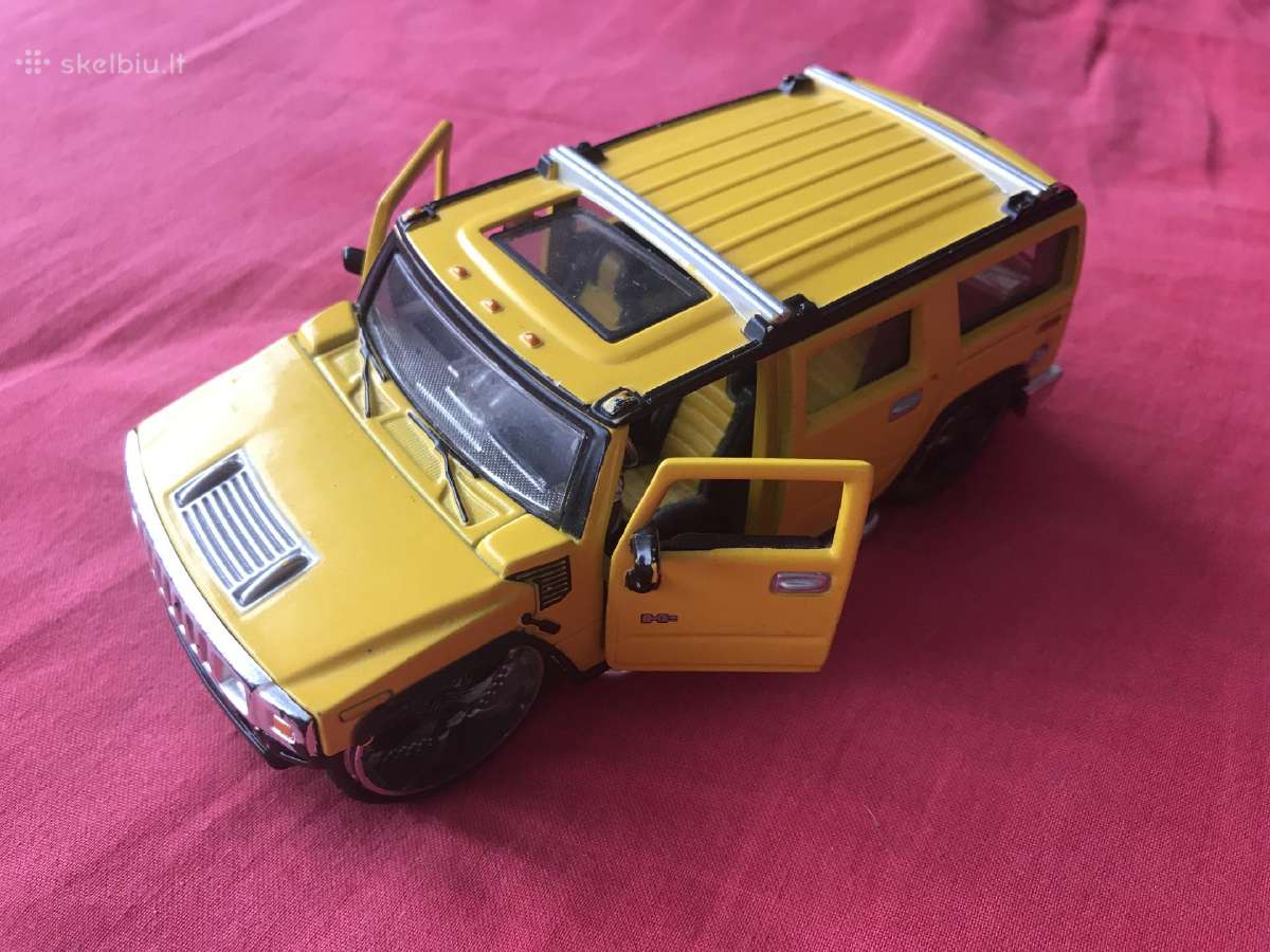 2003 Hummer 1/32 modelis