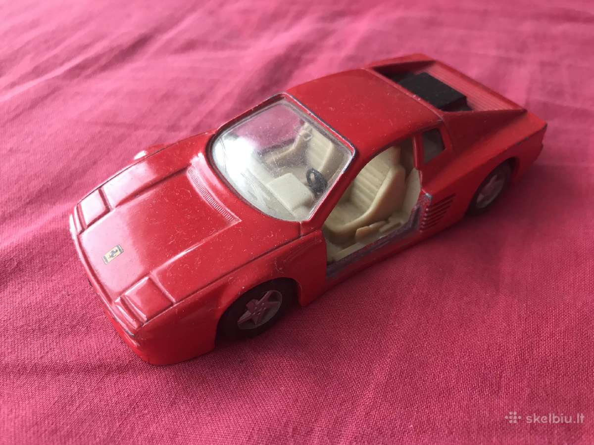 Ferrari 512tr modelis