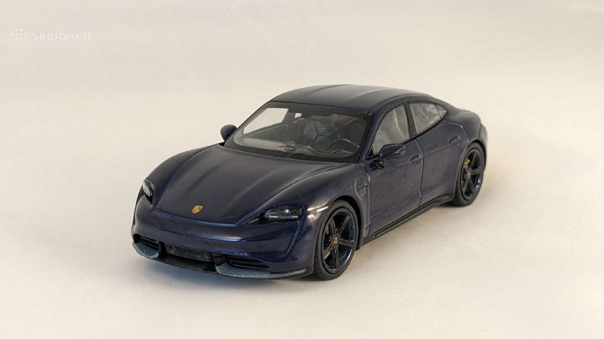 1/43 modeliukai Porsche Taycan turbo S 2019 - nuotraukos Nr. 2