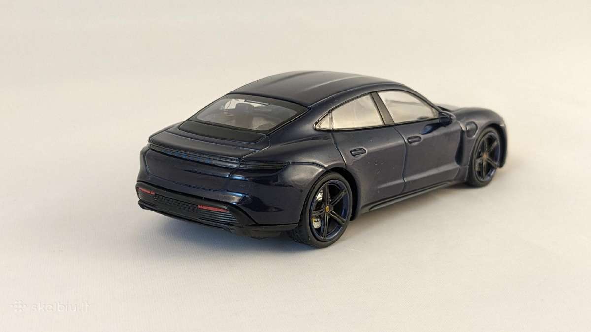 1/43 modeliukai Porsche Taycan turbo S 2019 - nuotraukos Nr. 4