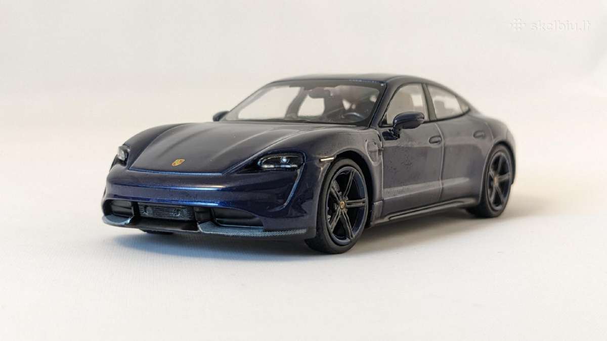 1/43 modeliukai Porsche Taycan turbo S 2019 - nuotraukos Nr. 9