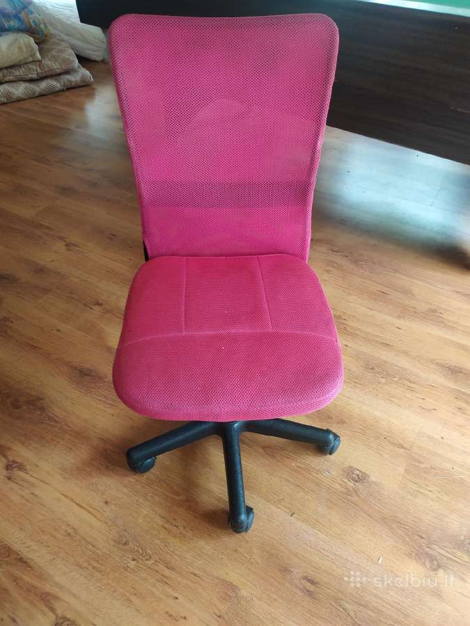 Kompiuterio kėdė ofiso