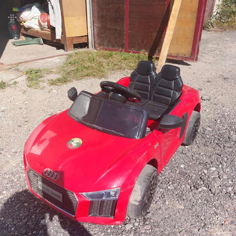 Vaikiškas automobilis Audi R8 - nuotraukos Nr. 2