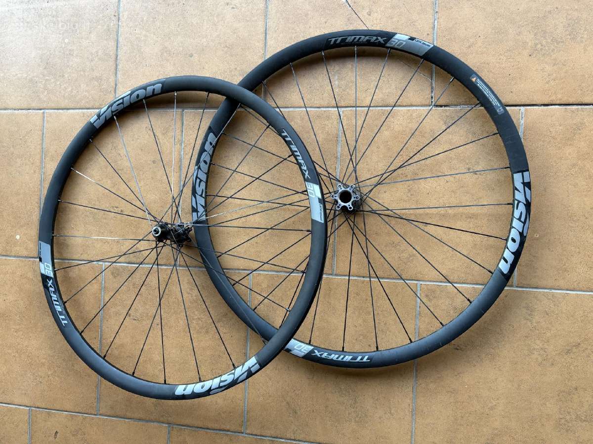 Vision Trimax 30 dviračio ratai