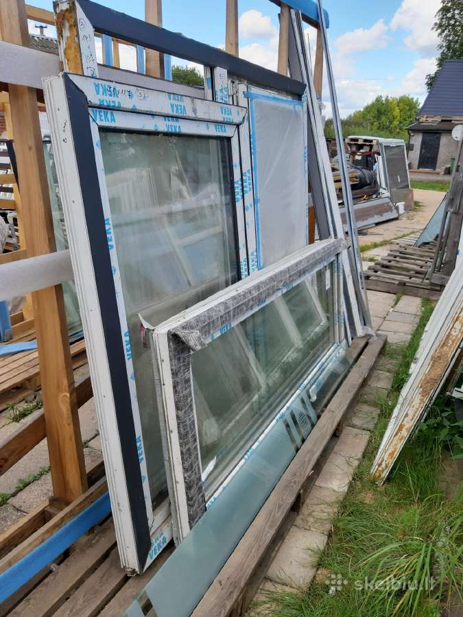 Antracito spalvos langai ir durys - nuotraukos Nr. 3