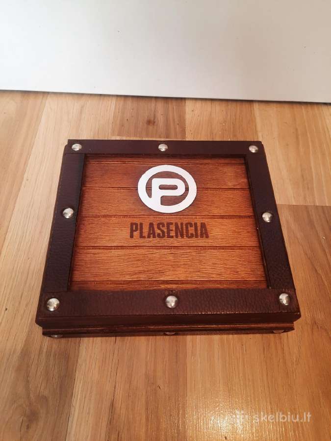 92. Cigarų dėžė Plasencia Reserva Original