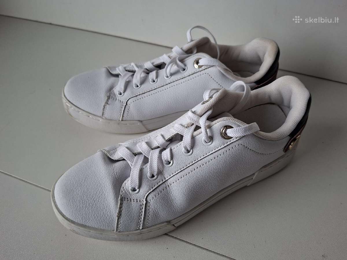 Batai Tommy Hilfiger, moteriški 38 dydis