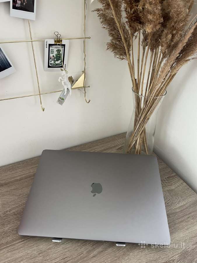 MacBook Pro 15 (2018) i9 / 16gb RAM / 256gb SSD - nuotraukos Nr. 2
