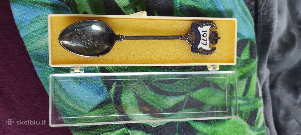 Gal kam i kolekcija 1977 saukstas gera dovana