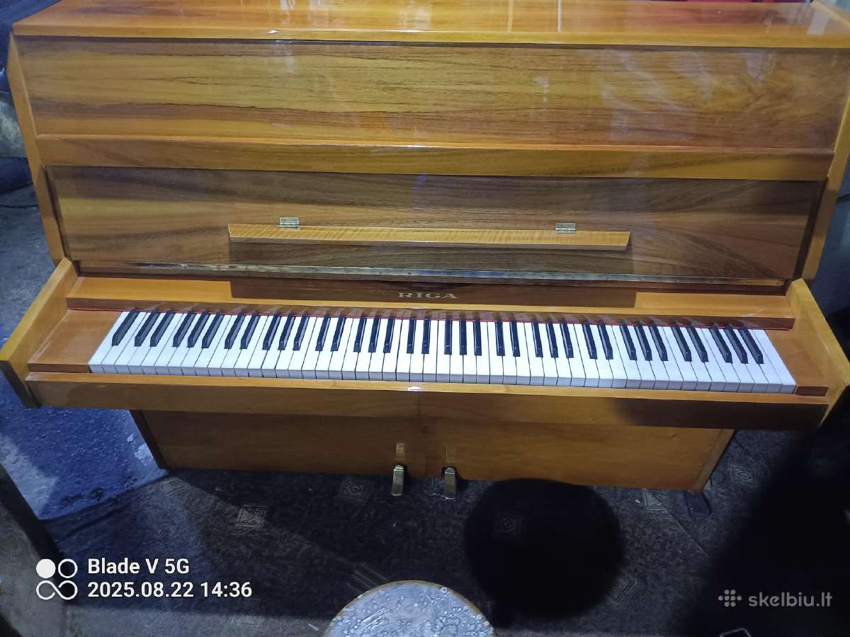 Meistras parduoda pianiną Ryga - nuotraukos Nr. 2