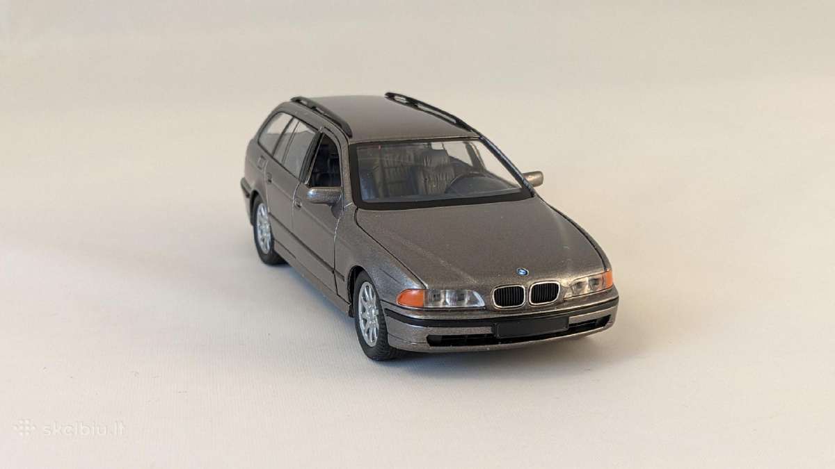 1/43 modeliukai Bmw 5 E39 Touring - nuotraukos Nr. 3