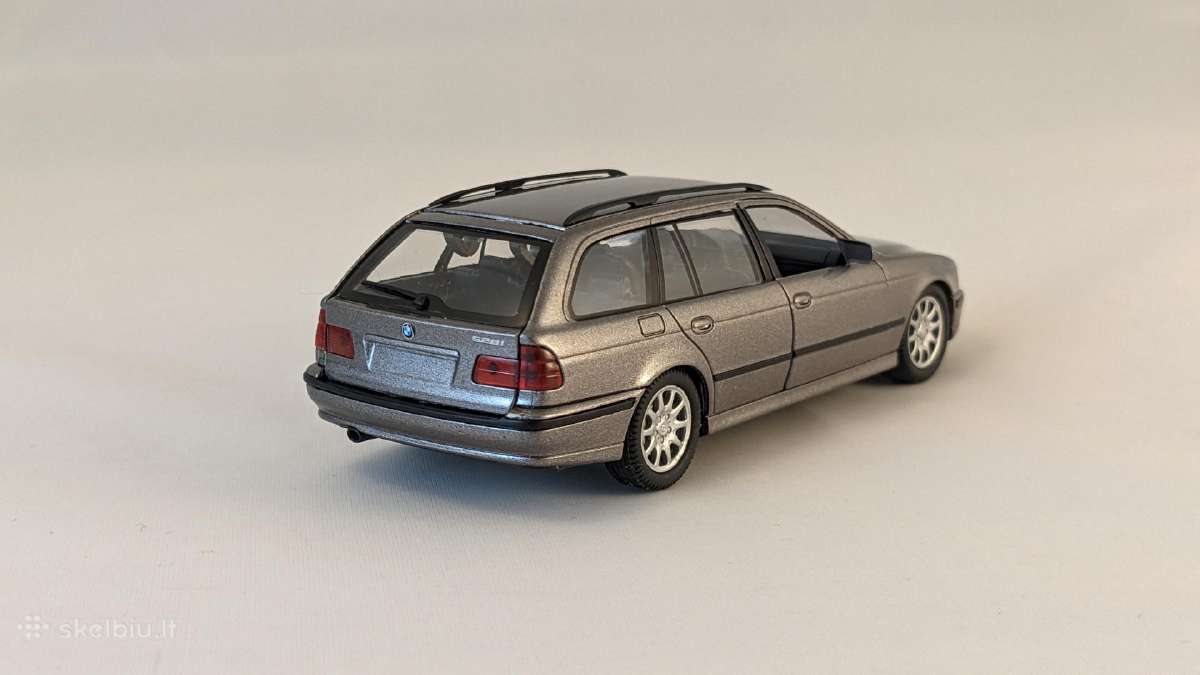 1/43 modeliukai Bmw 5 E39 Touring - nuotraukos Nr. 4