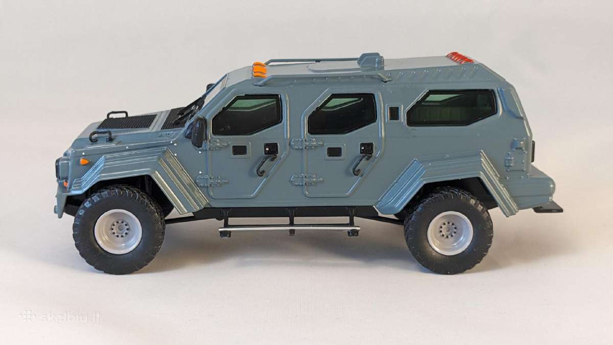 1/43 modeliukai Gurkha Lapv Fast & Furious - nuotraukos Nr. 2