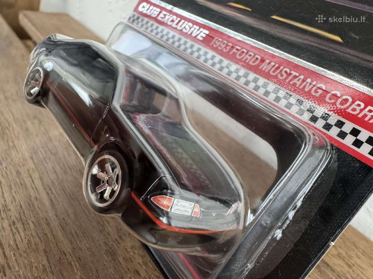 Hot wheels Rlc Mazda rx-7 ir Ford Mustang - nuotraukos Nr. 18