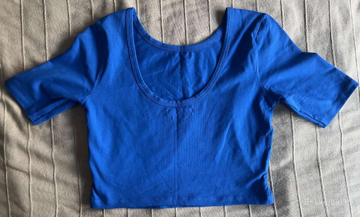 Crop top - nuotraukos Nr. 3