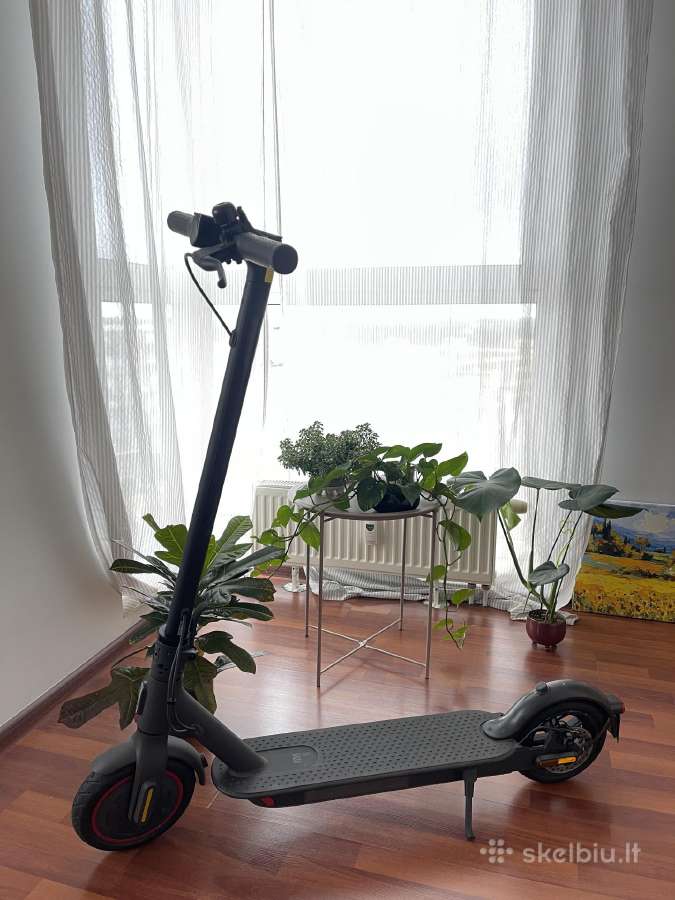 Elektrinis paspirtukas Xiaomi Mi Pro 2 Black - nuotraukos Nr. 2