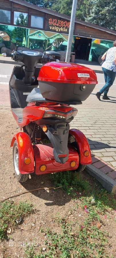 Parduodu elektkini motoroleri kaina 950 eurų - nuotraukos Nr. 3