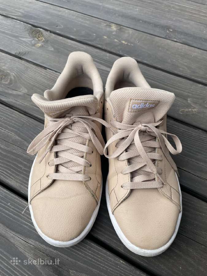 Adidas kedai - nuotraukos Nr. 3