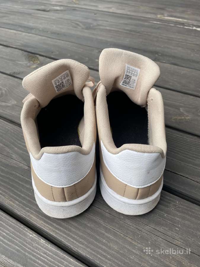 Adidas kedai - nuotraukos Nr. 4