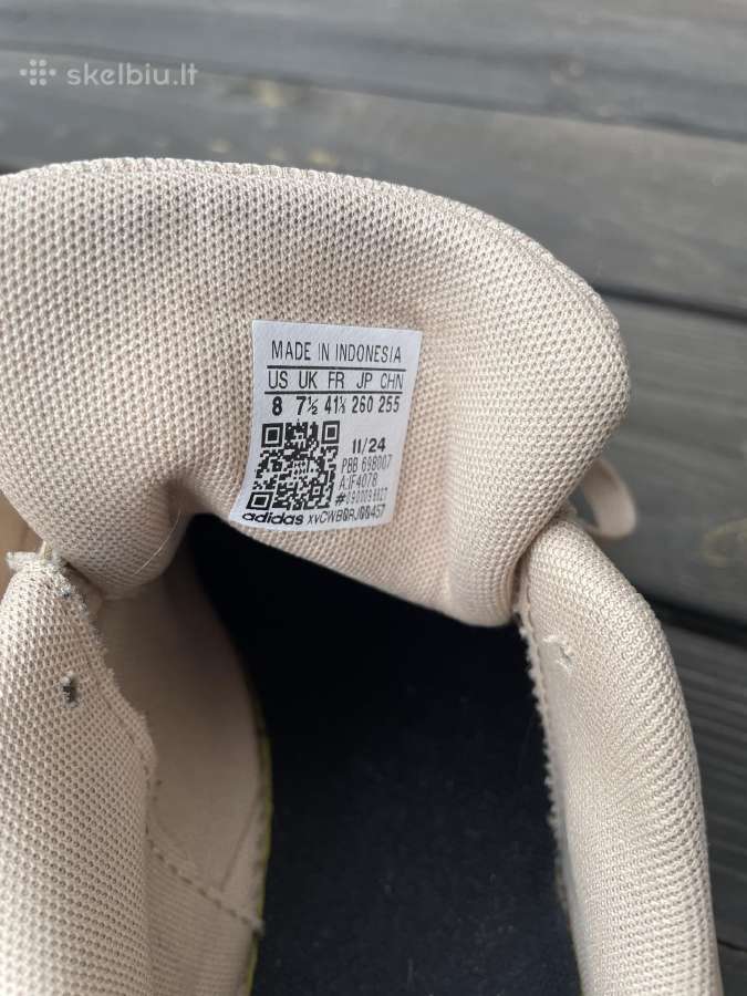 Adidas kedai - nuotraukos Nr. 2
