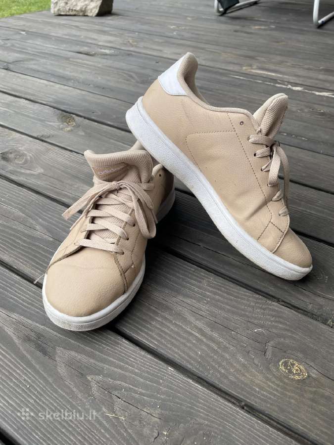 Adidas kedai