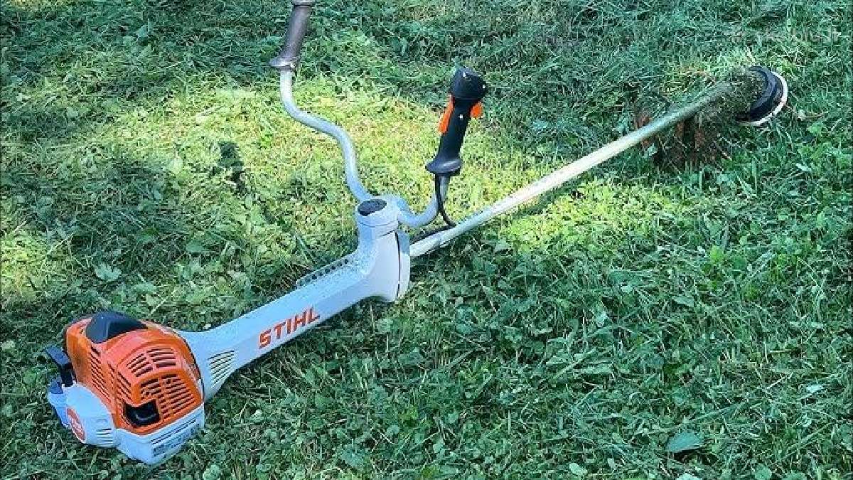 Žolės pjovimas.gyvatvoriu karpimas. - nuotraukos Nr. 2