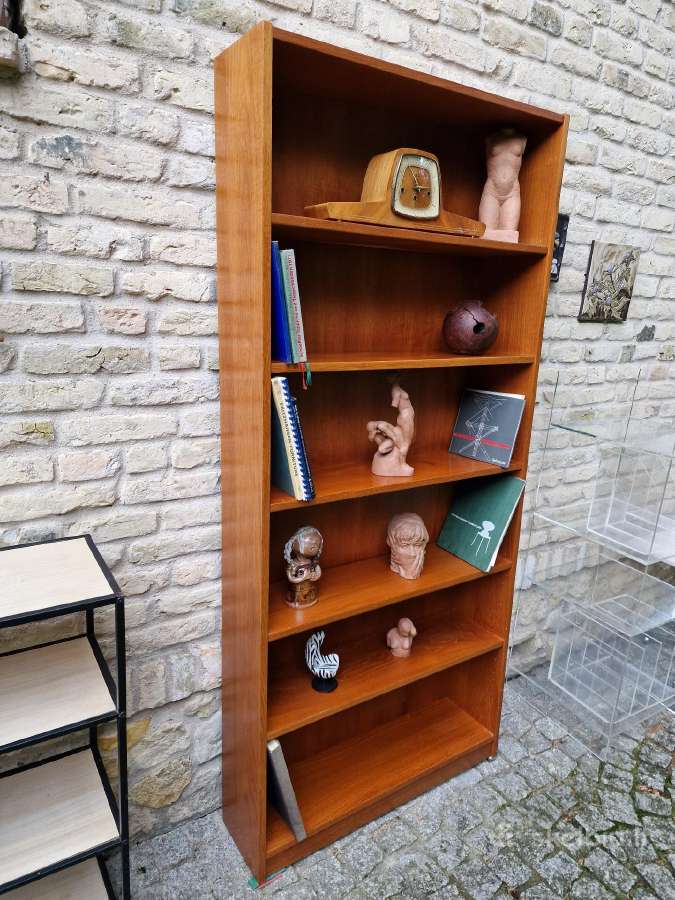 Vintažinė mid century tikmedžio knygų lentyna - nuotraukos Nr. 16