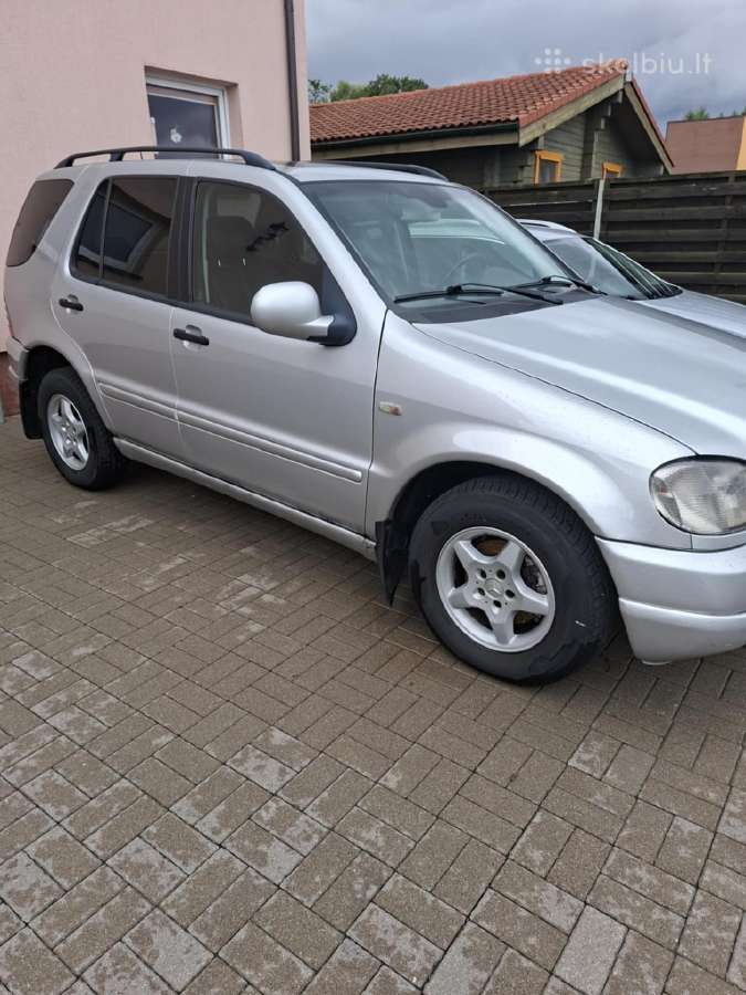Parduodu visureigį Ml270cdi