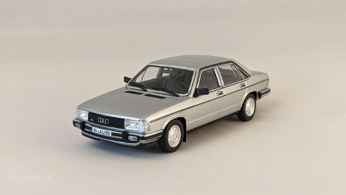 1/43 modeliukai Audi 100 C2 1976-1982