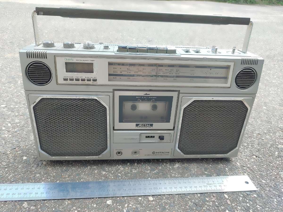 Magnetola Hitachi retro