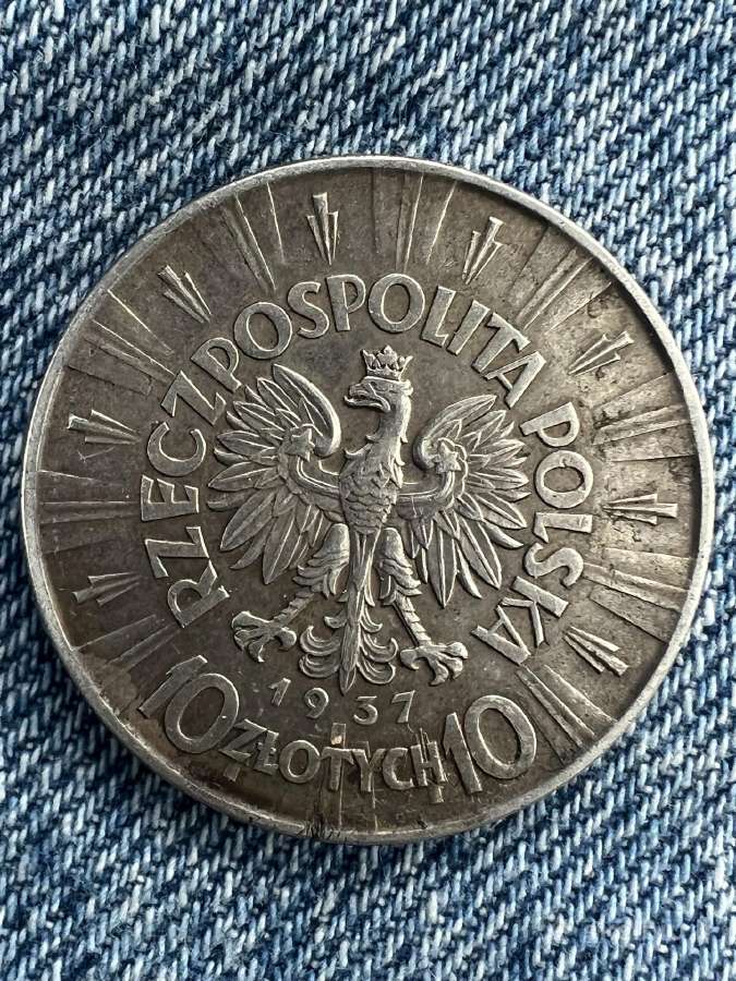 10 zlotu 1937 metu Pisuckis - nuotraukos Nr. 2