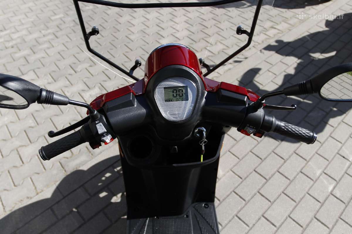 Elektrinis triratis Skut F1 Max Su Stogeliu - nuotraukos Nr. 13